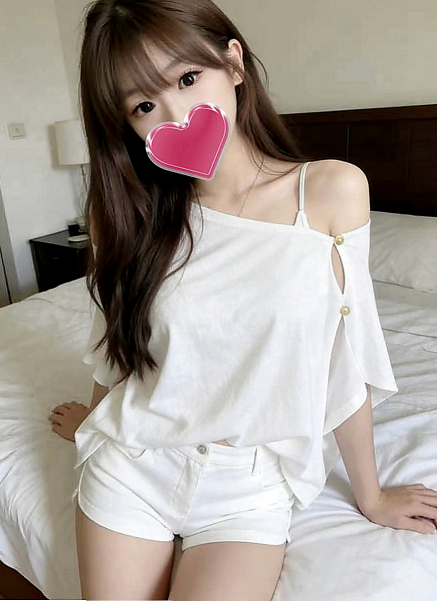 旗津按摩全套：可蕓 |淫蕩實習小護士|165cm|46kg|E杯|19y|